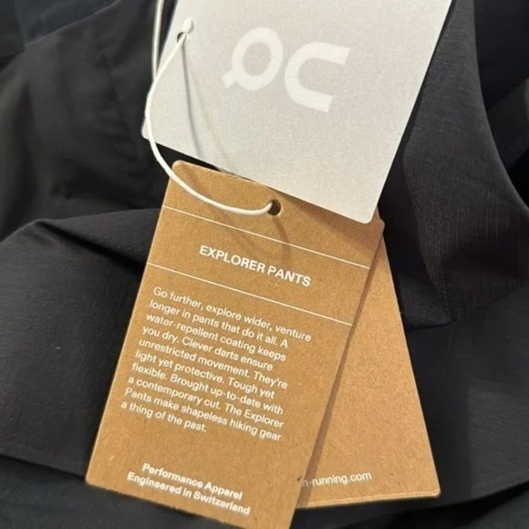 BNWT On Running Explorer Waterproof Hiking Cargo Pants SZ M - Picture 5 of 9